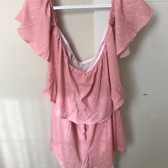 Pink off the shoulder romper - Picture 3 of 3